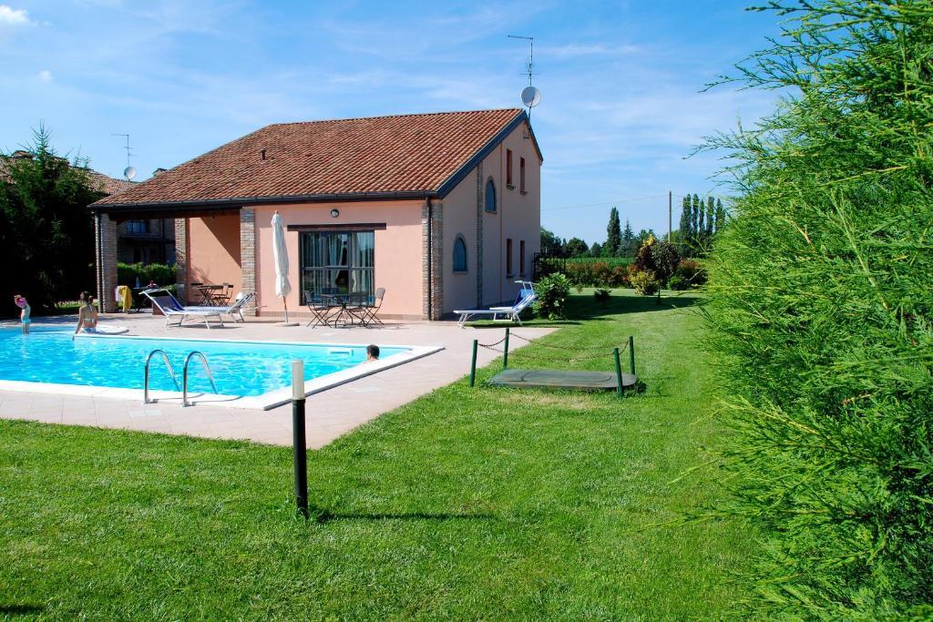 Agriturismo-R&B Corte Dei Gioghi Ferrara Exterior foto