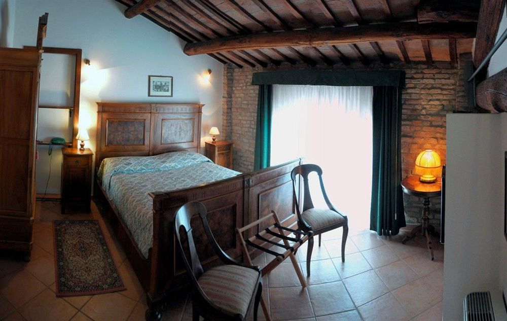 Agriturismo-R&B Corte Dei Gioghi Ferrara Exterior foto